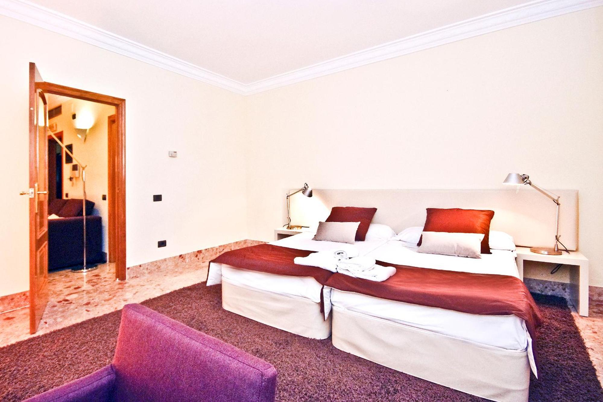 Bet Apartments - Apartments Catedral Valencia Eksteriør billede